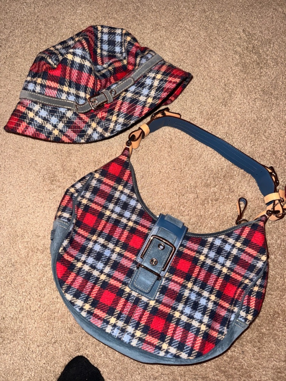 SUPER RARE Coach Plaid Hat & Shoulder Bag Set - Blue, Red, Cream - Picture 7 of 9